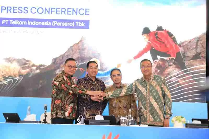 Selain Bagikan Dividen,...