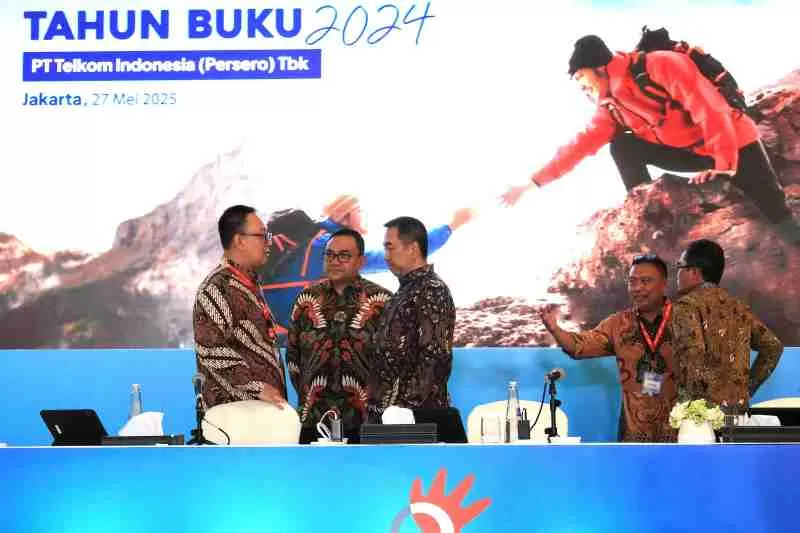 Selain Bagikan Dividen,...