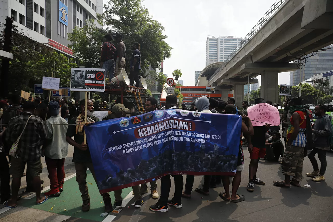 Demo di Kementerian...