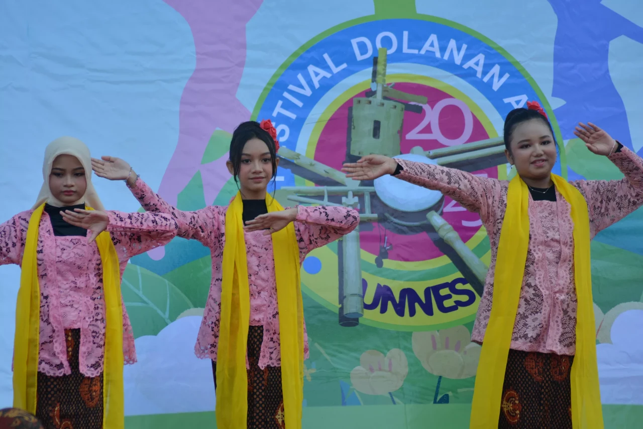 Potret Festival Dolanan...