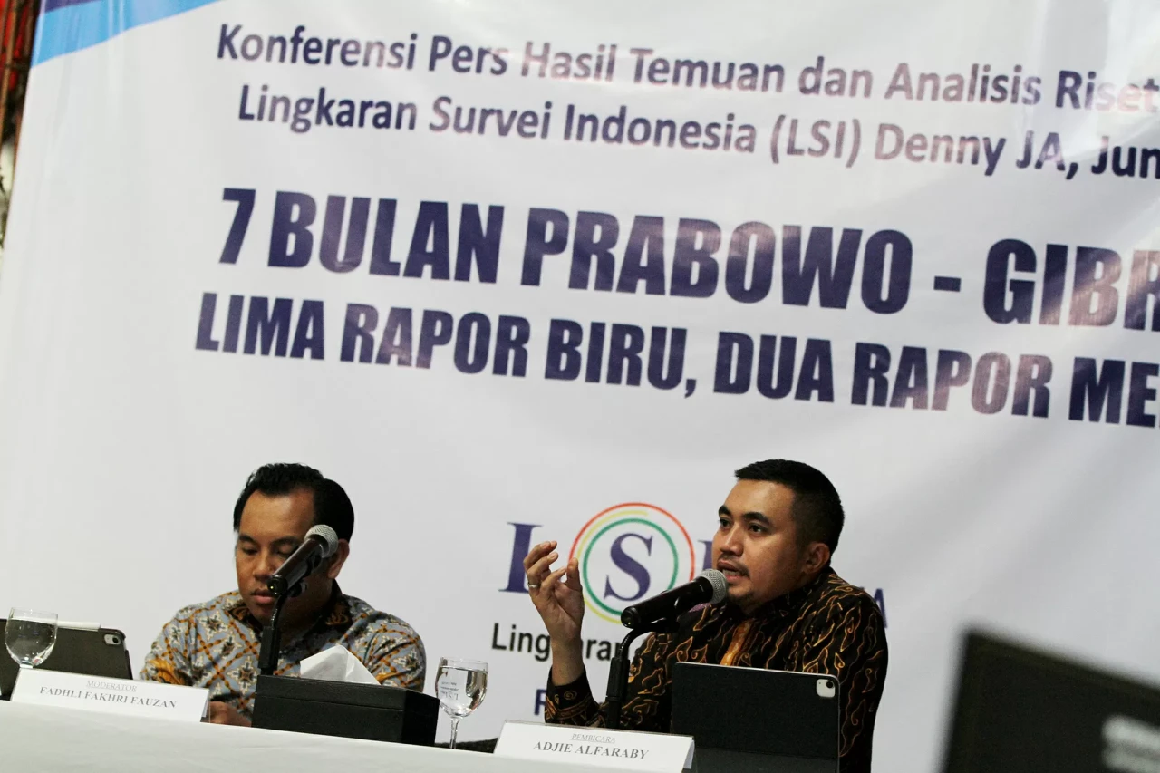 Rapor 7 Bulan Pemerintahan...