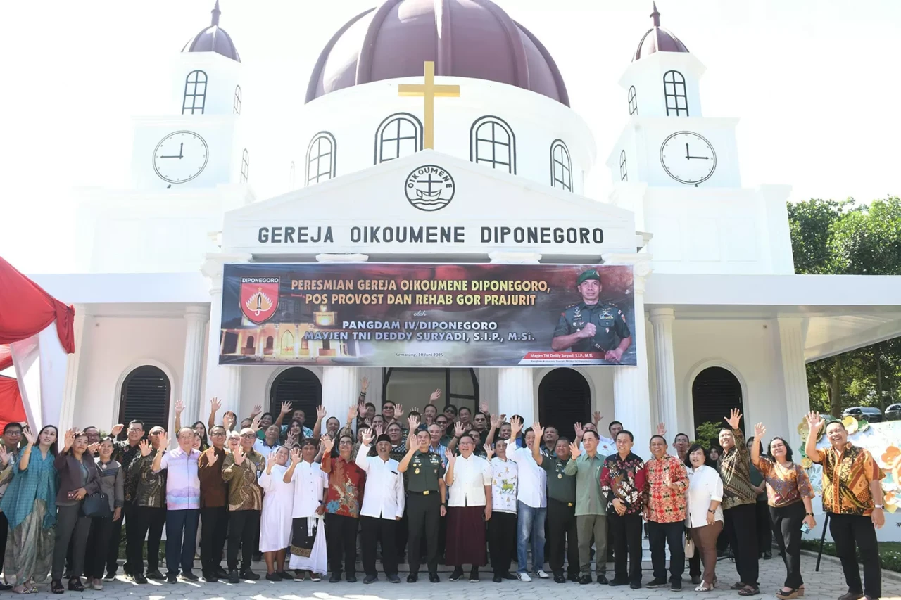 Pangdam Diponegoro Resmikan...