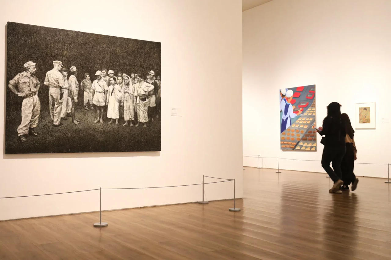 Melihat Pameran Pointing...
