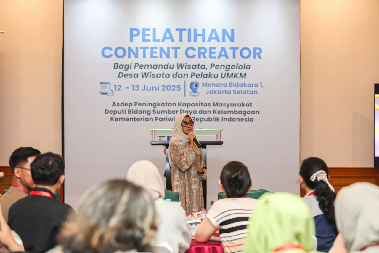 Pelatihan Konten Kreator...