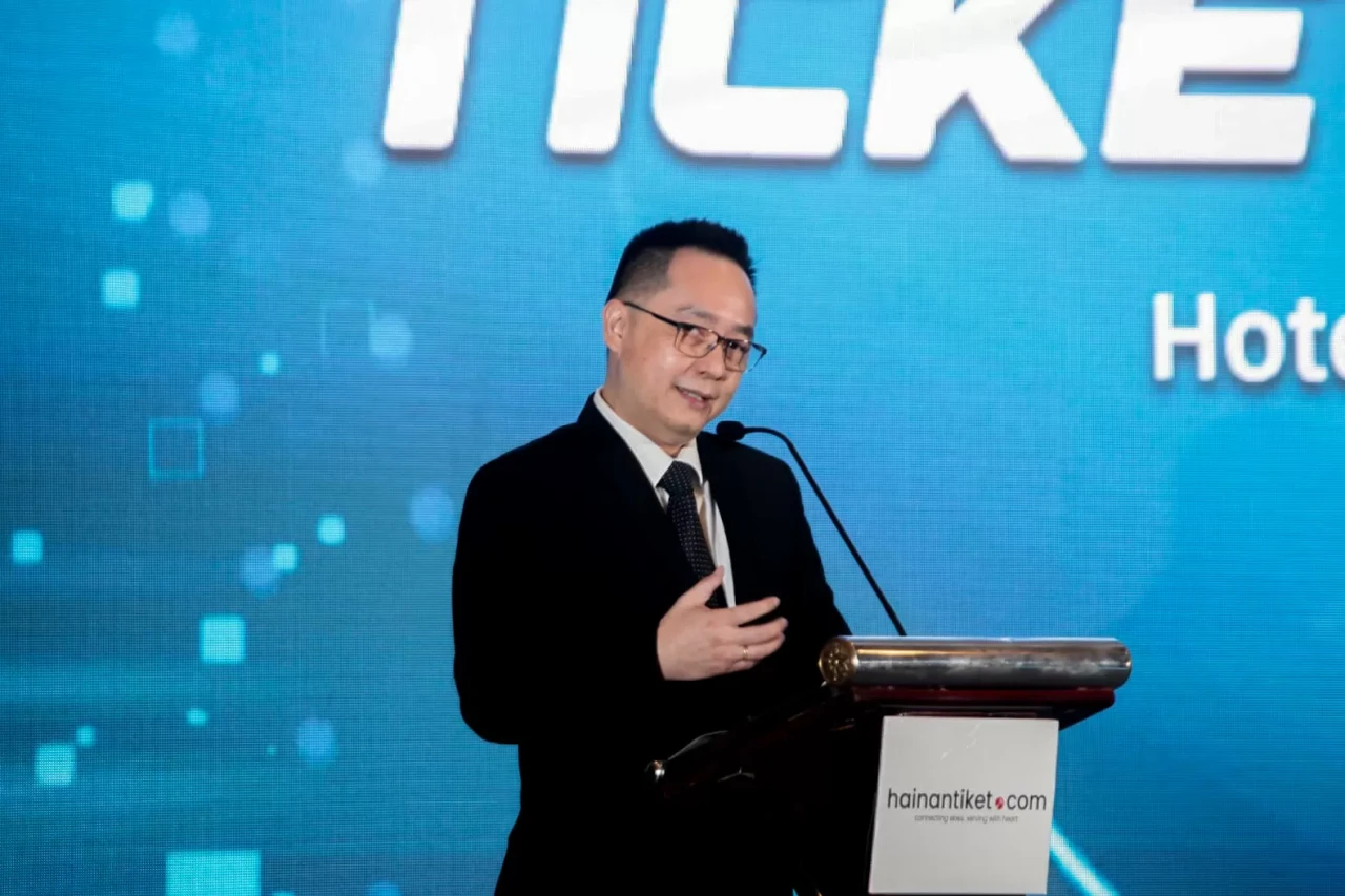 Eksplorasi Hainan dengan...