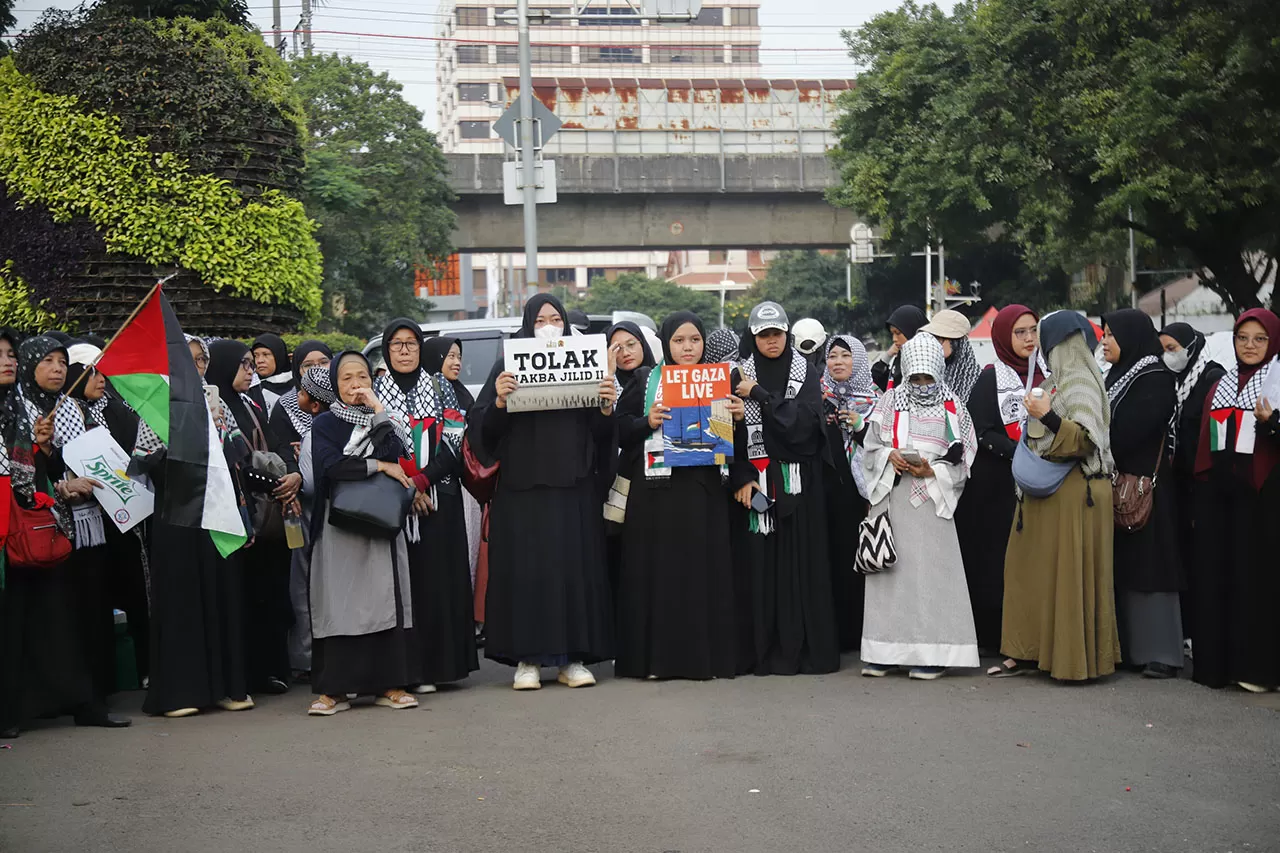 Aksi Solidaritas untuk...