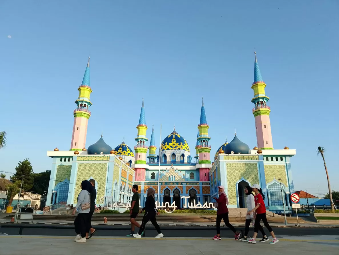 Menikmati Minggu Pagi...