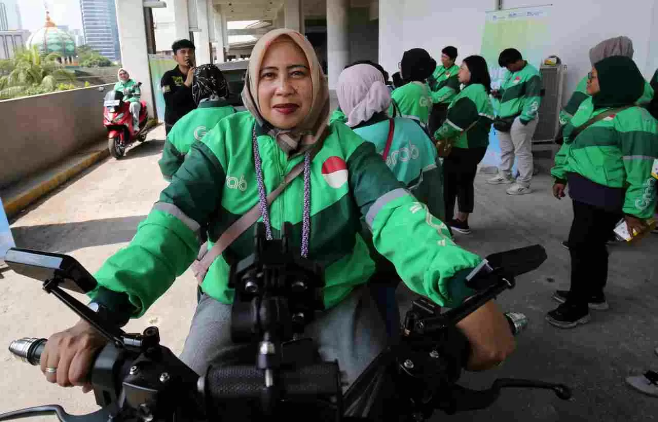 AXA Gelar Edukasi Keselamatan...