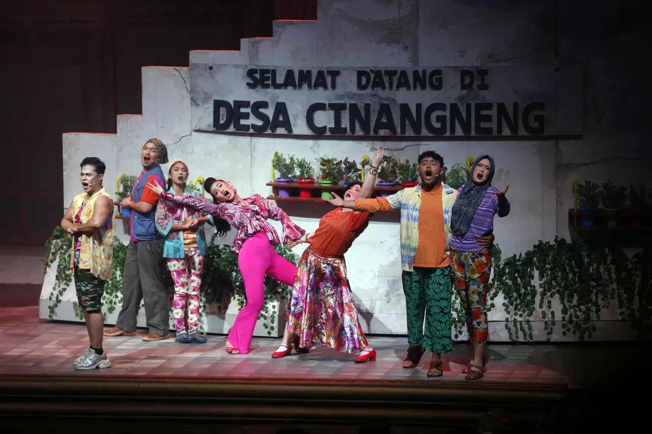 Rayakan Arti Keluarga...