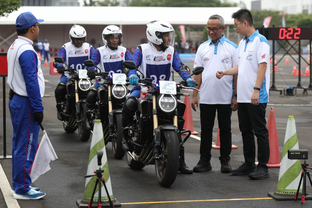 Edukasi Berkendara Jadi...