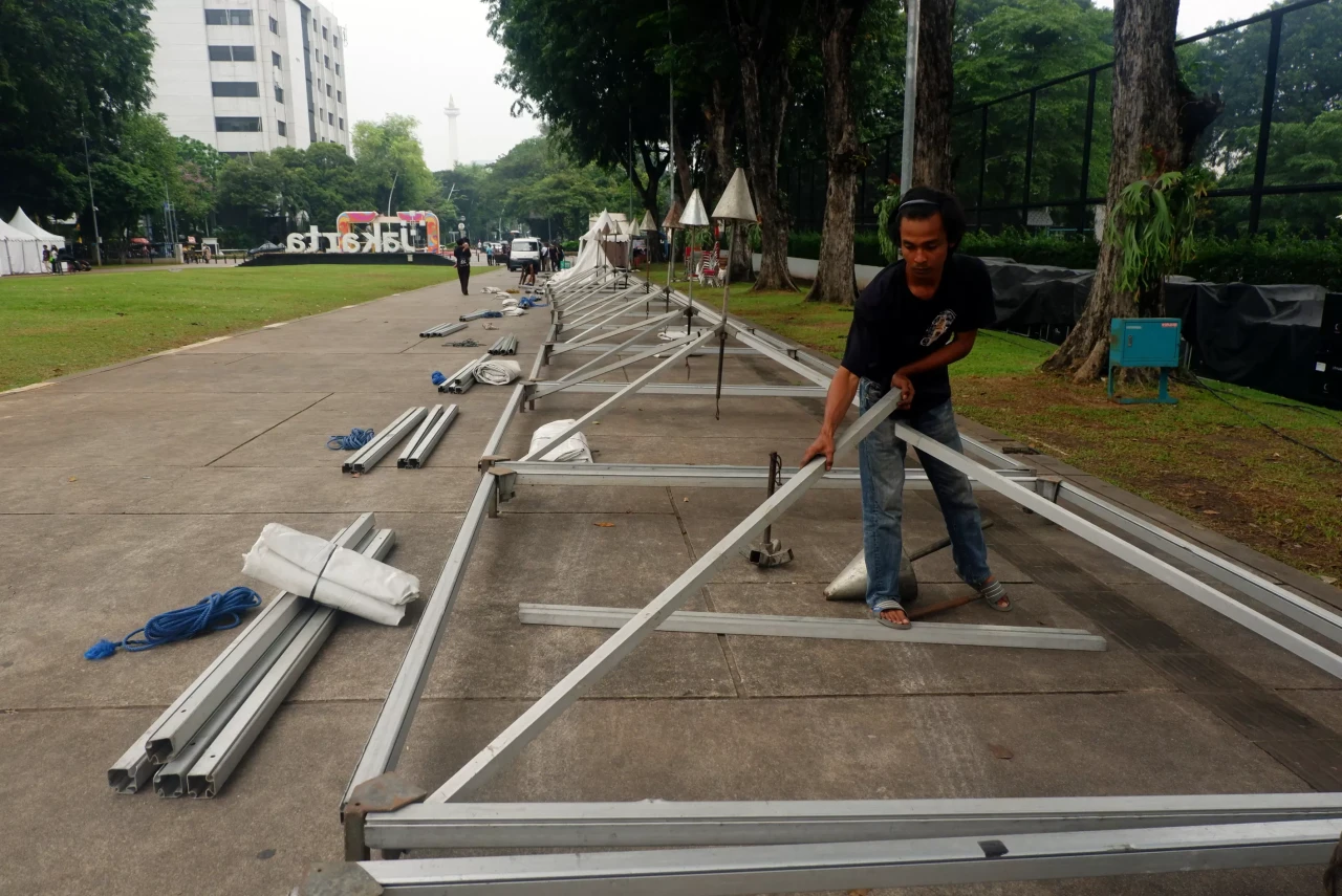 Taman Lapangan Banteng...