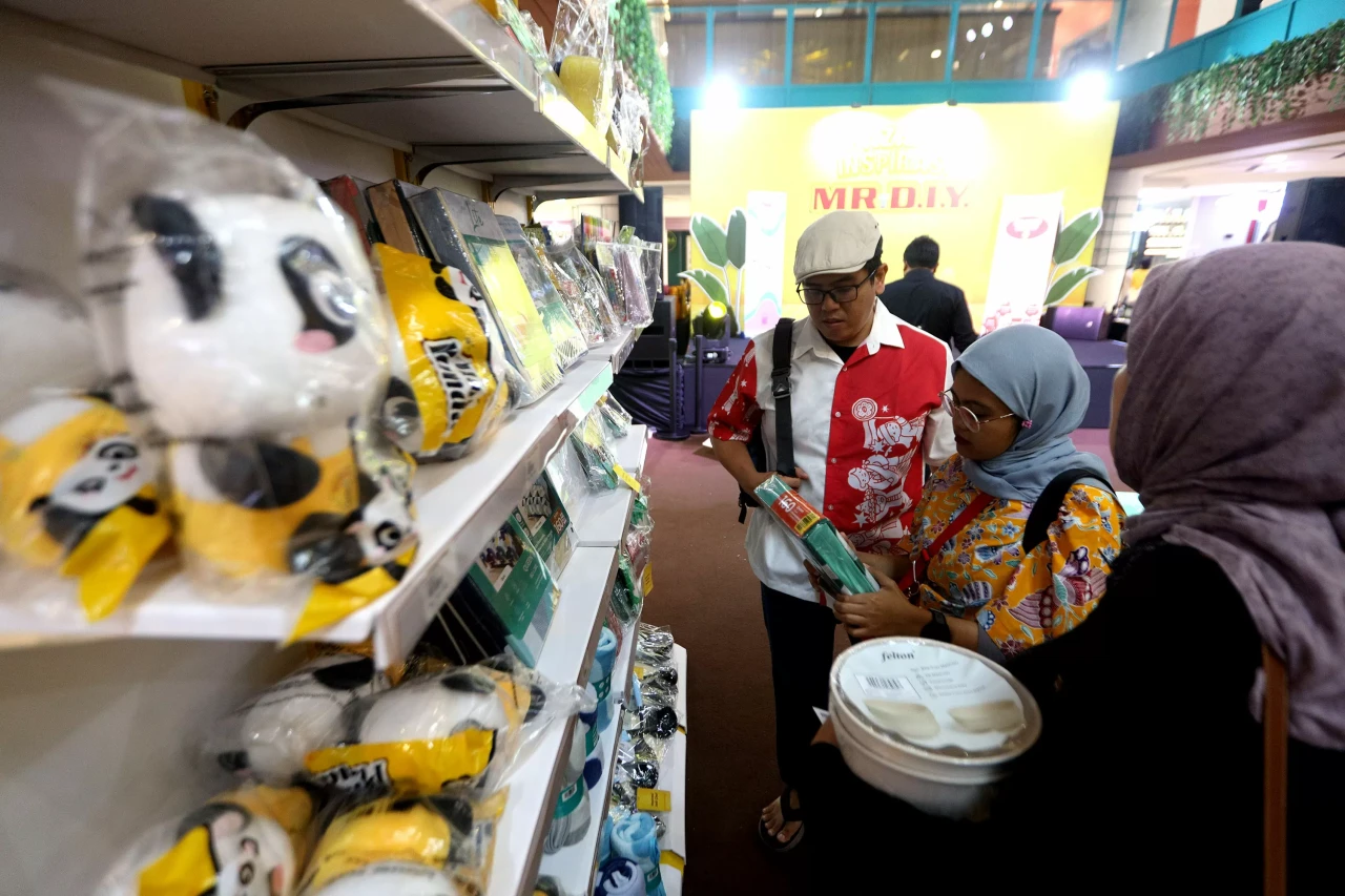MR.D.I.Y. Gelar Bazaar...