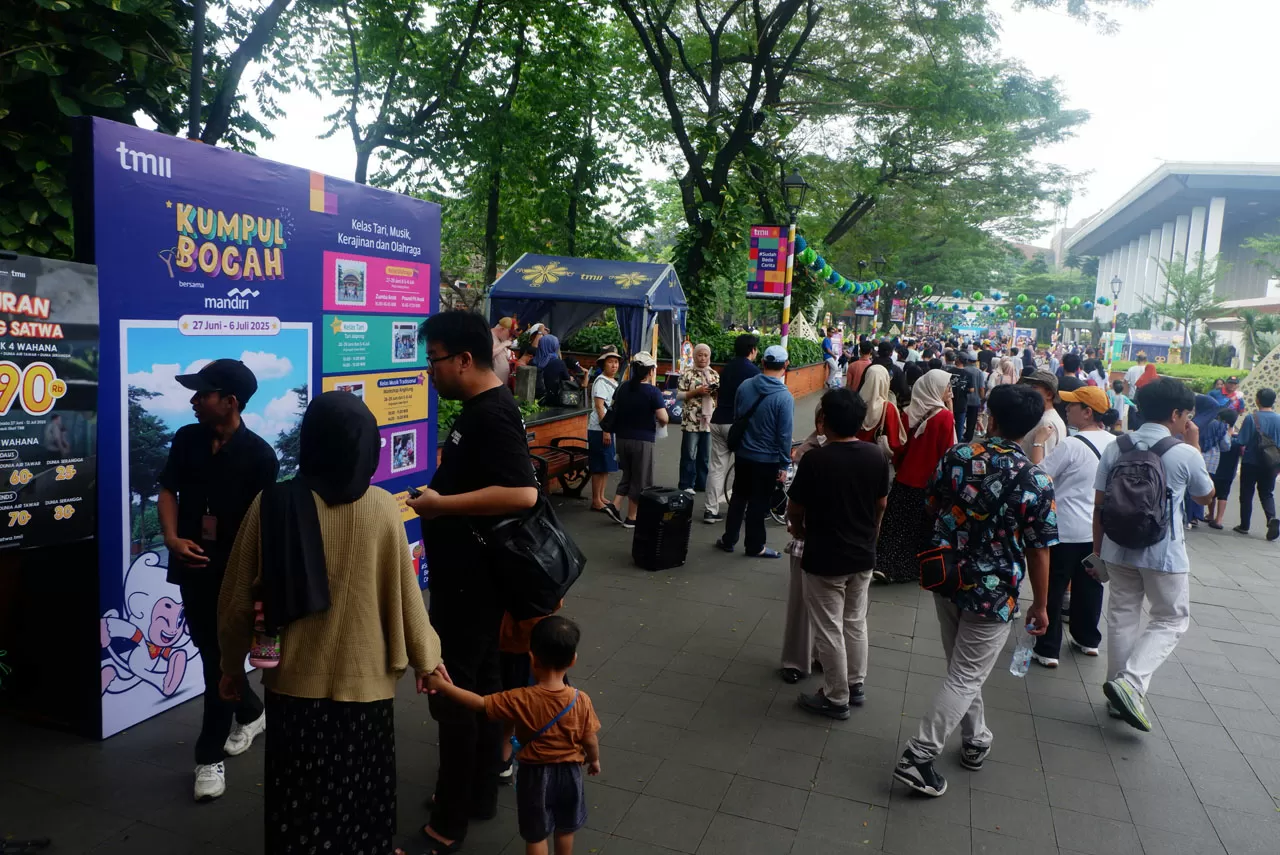 Liburan Sekolah, TMII...