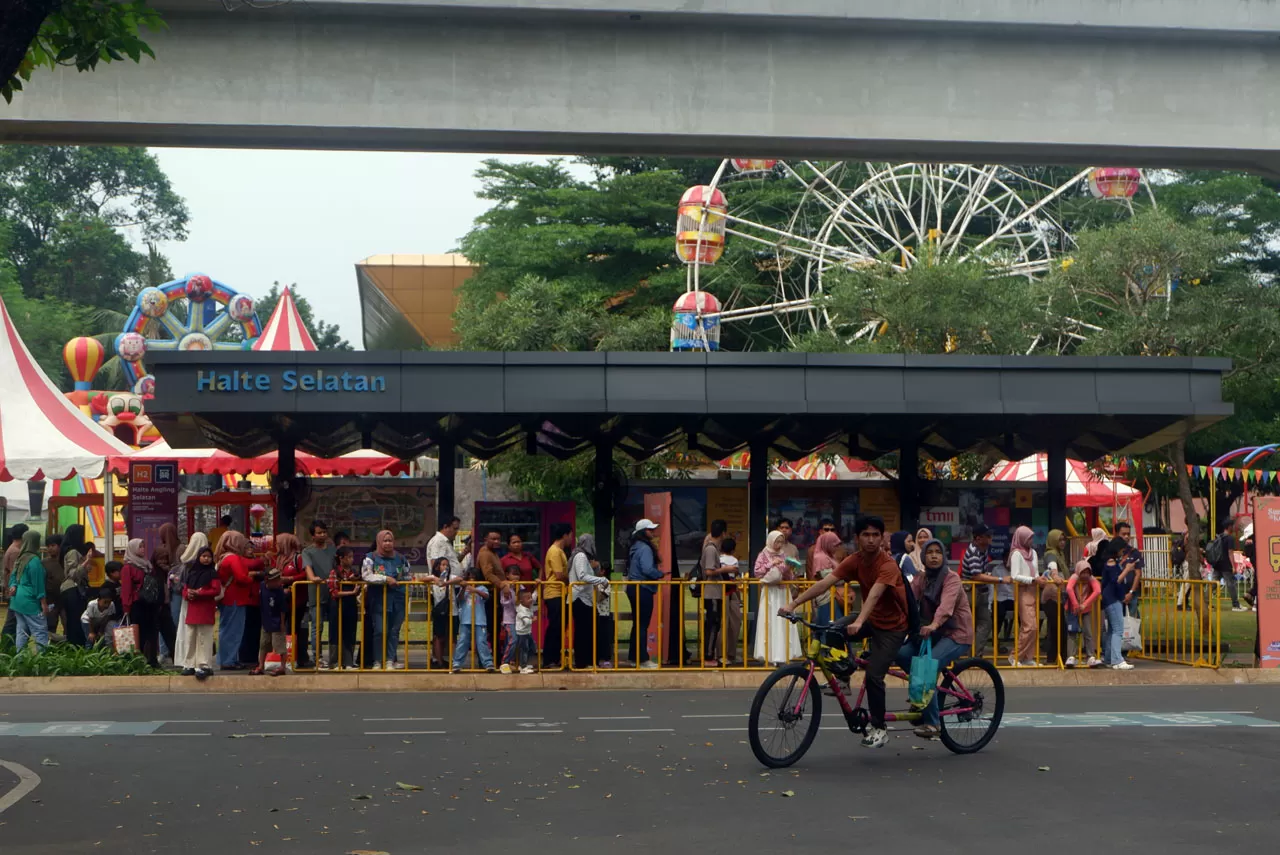 Liburan Sekolah, TMII...