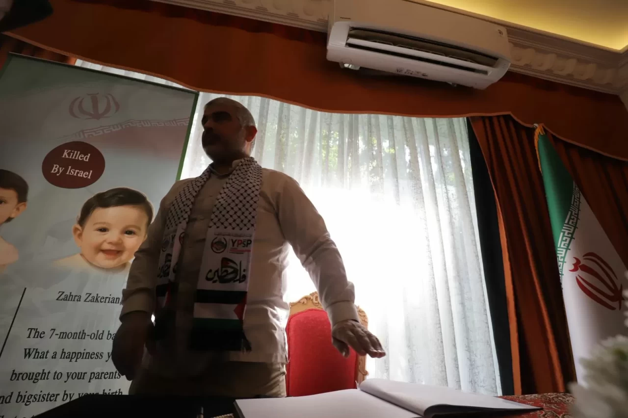 Solidaritas untuk Iran:...