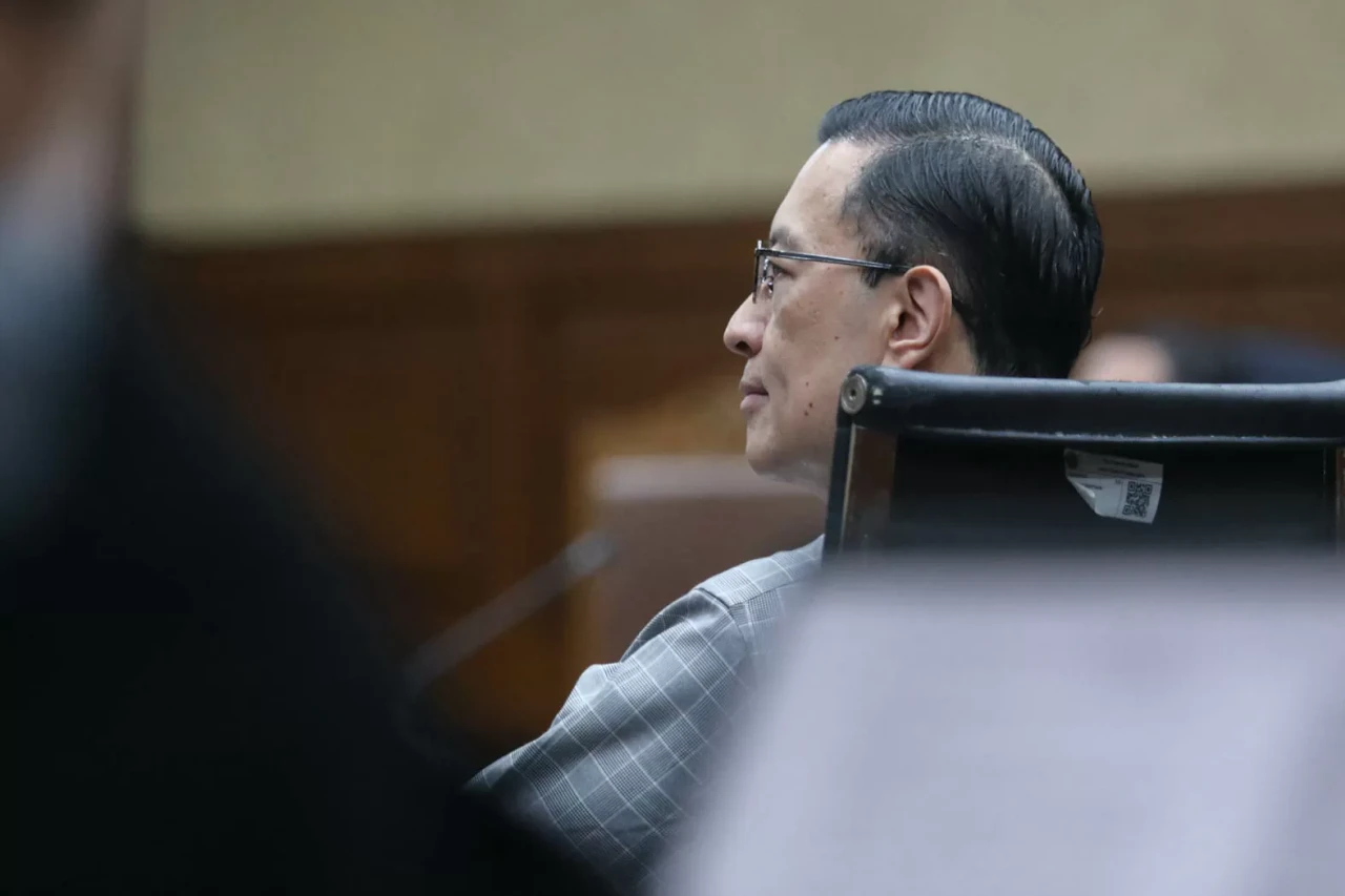 Tom Lembong Dituntut...