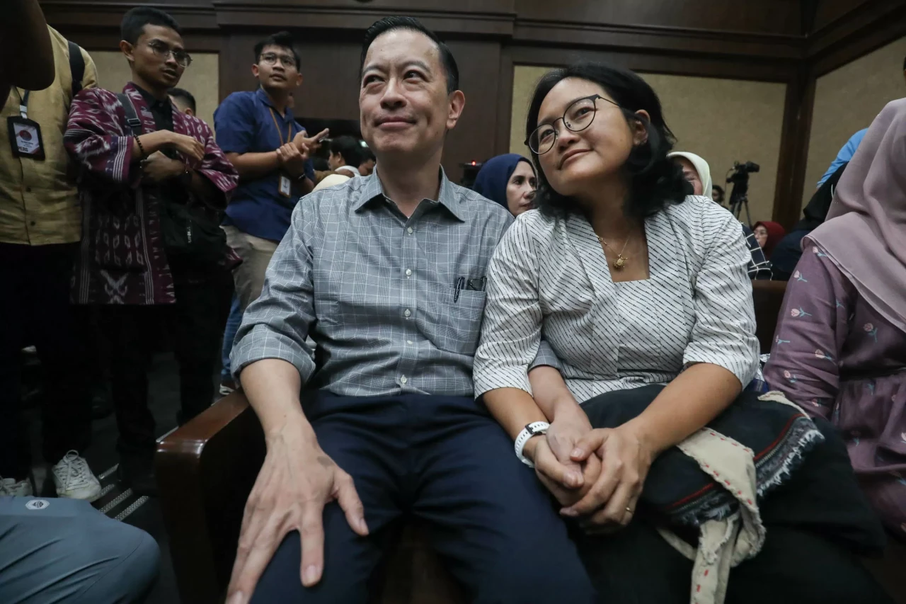 Tom Lembong Dituntut...