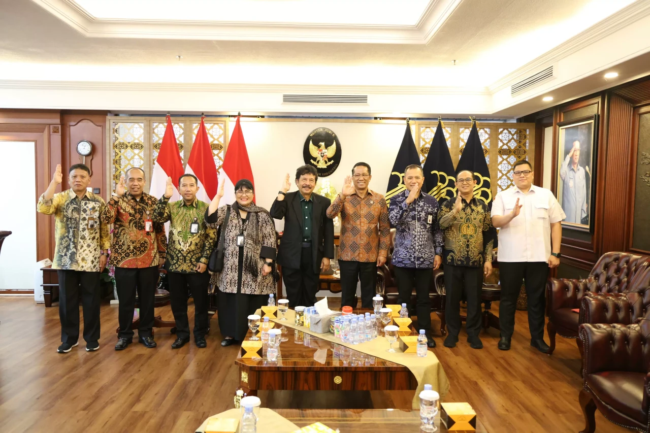 Menkumham Tegaskan Dukungan...