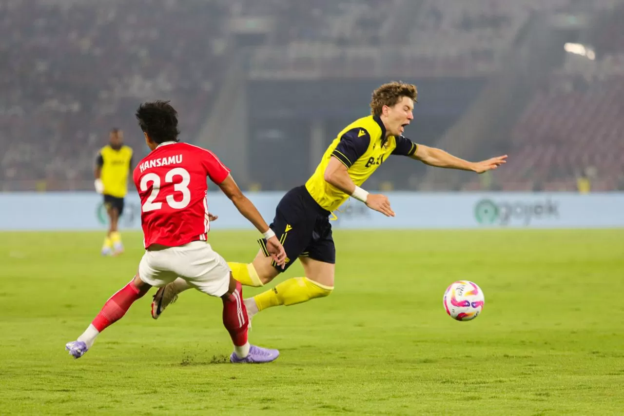 Oxford United Hancurkan...