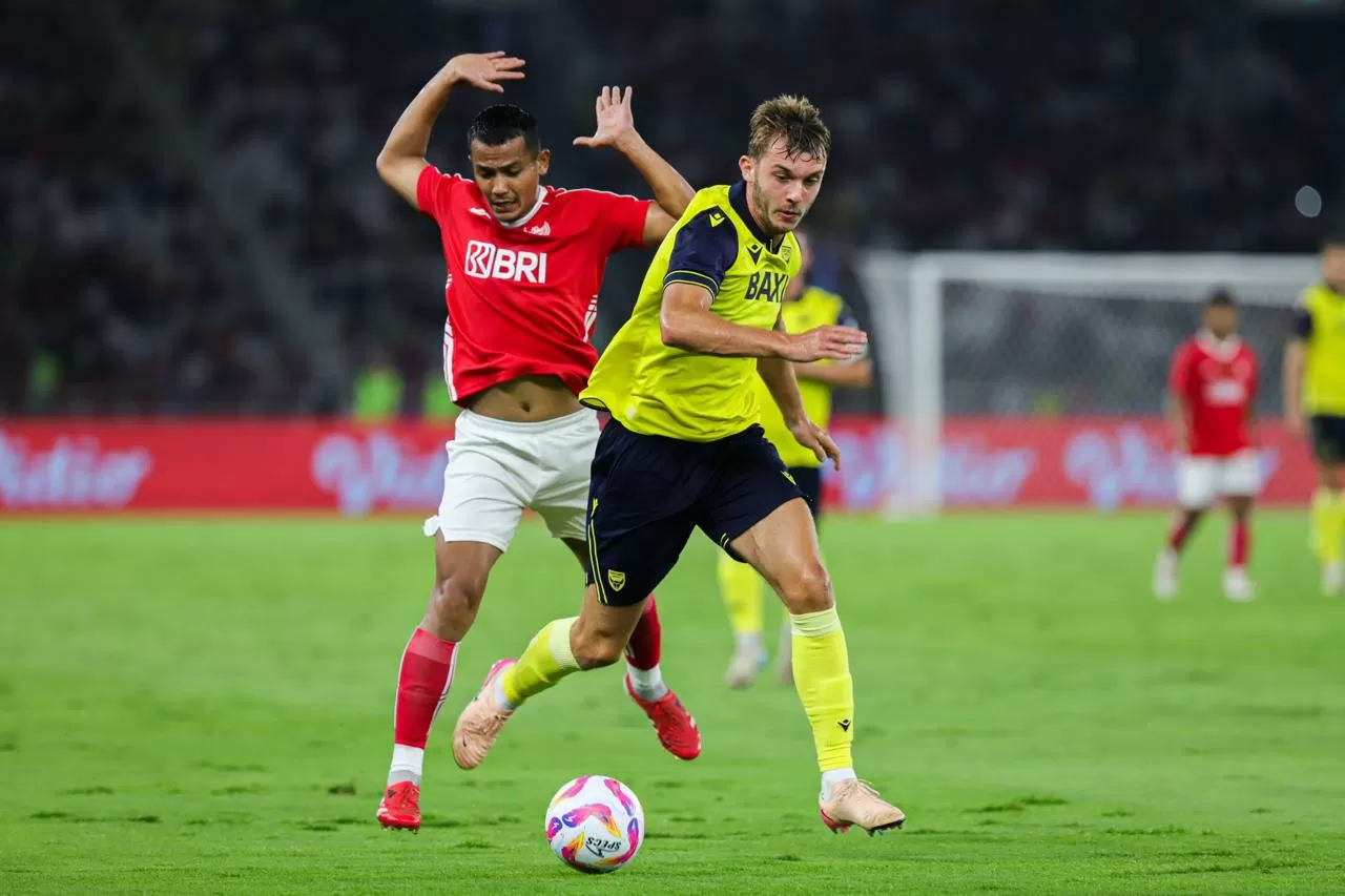Oxford United Hancurkan...