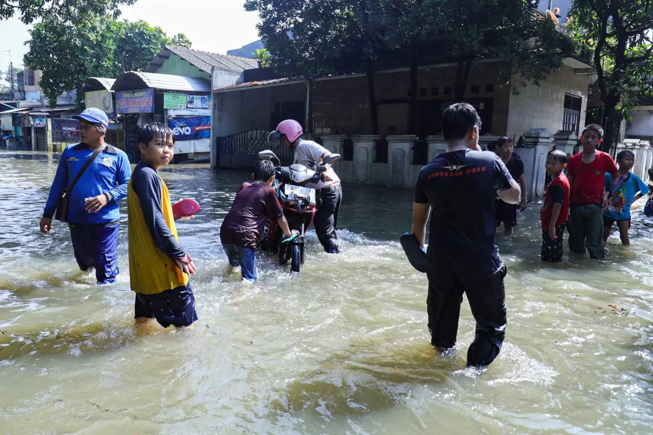 Banjir Rendam Kampung...