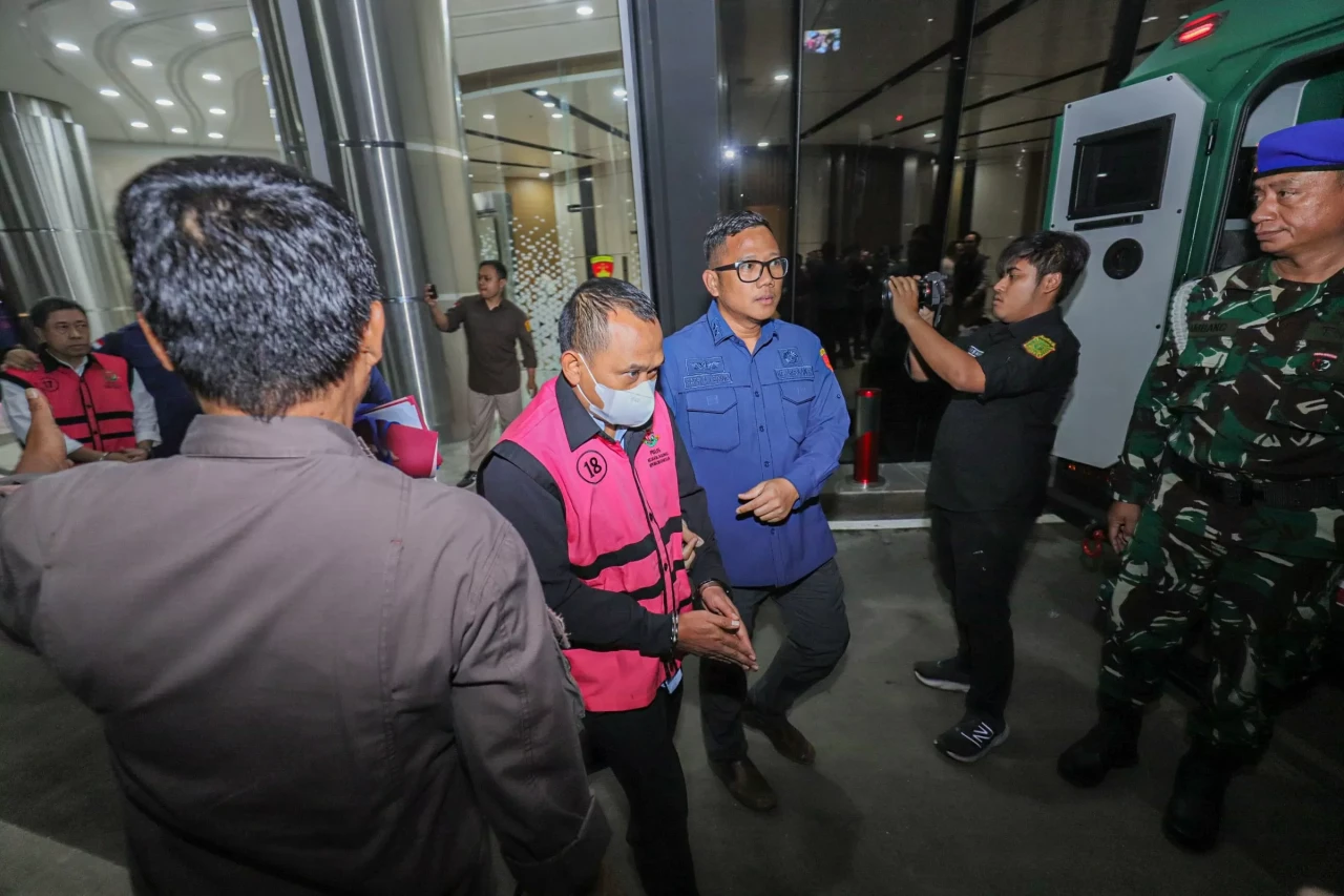 Kasus Korupsi Minyak...