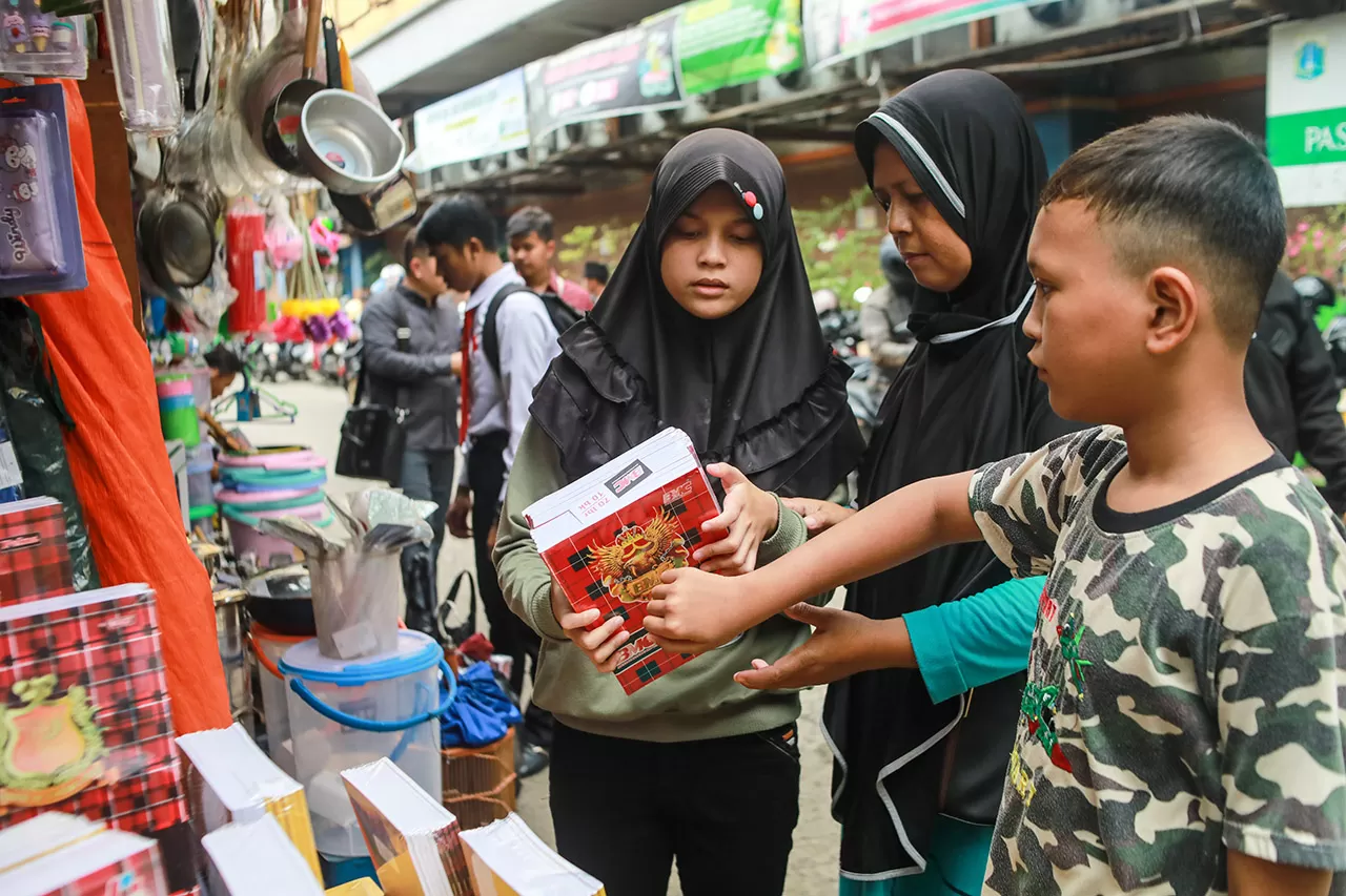 Jelang Tahun Ajaran...