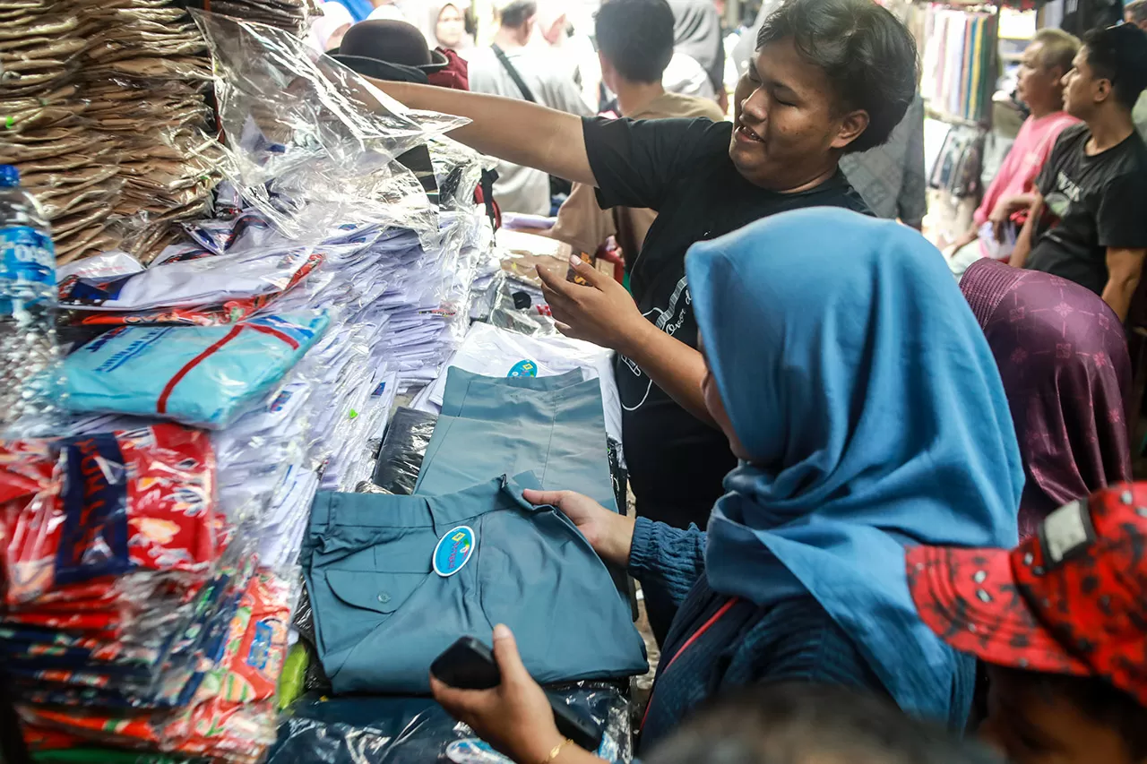 Jelang Tahun Ajaran...