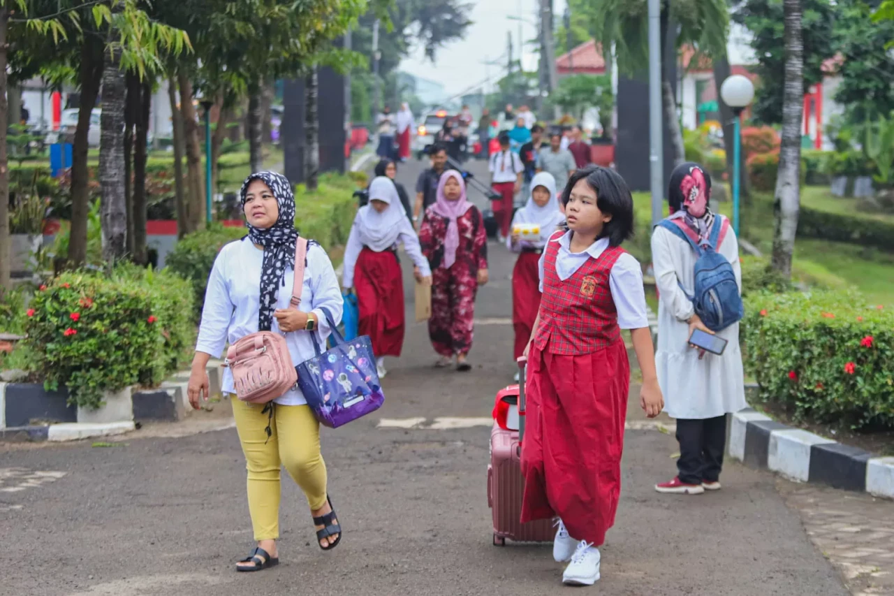 Suasana Hari Pertama...