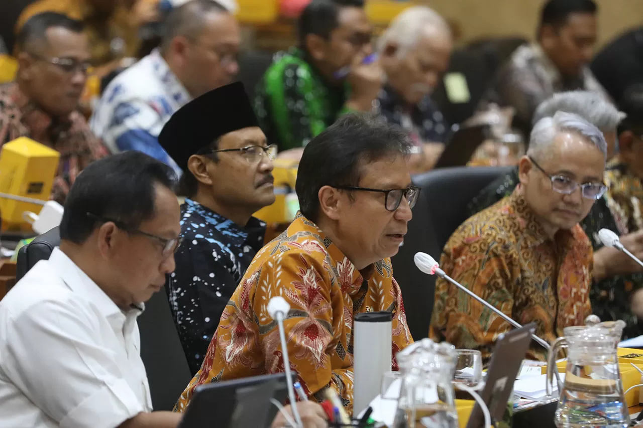 Rapat Kerja Komisi IX...