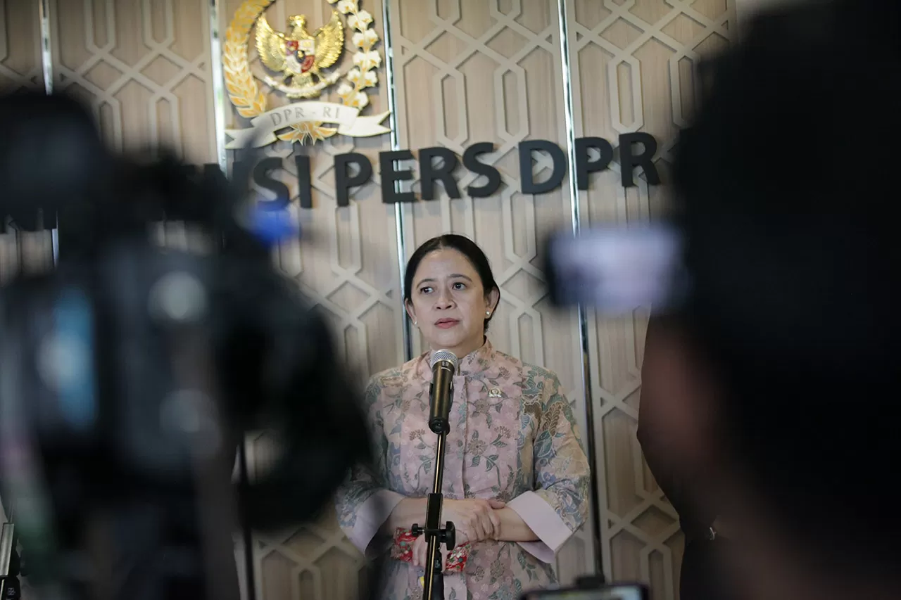 Rapat Paripurna DPR...