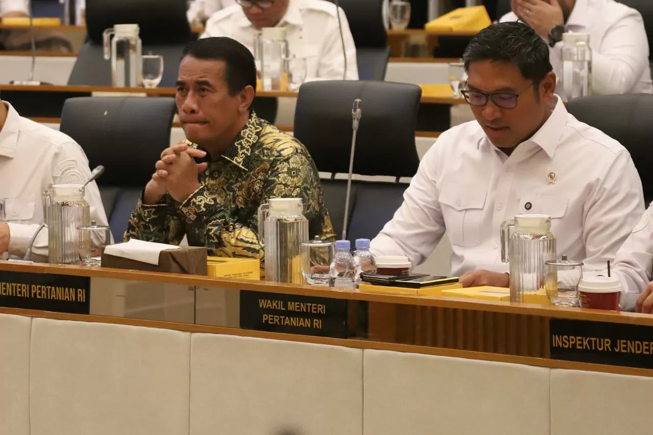 Komisi IV DPR Gelar...
