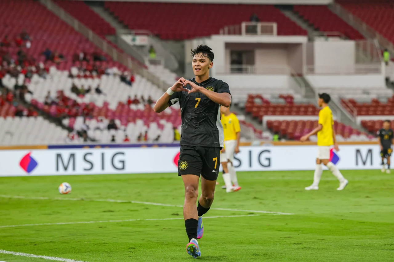 Malaysia Menang Telak...