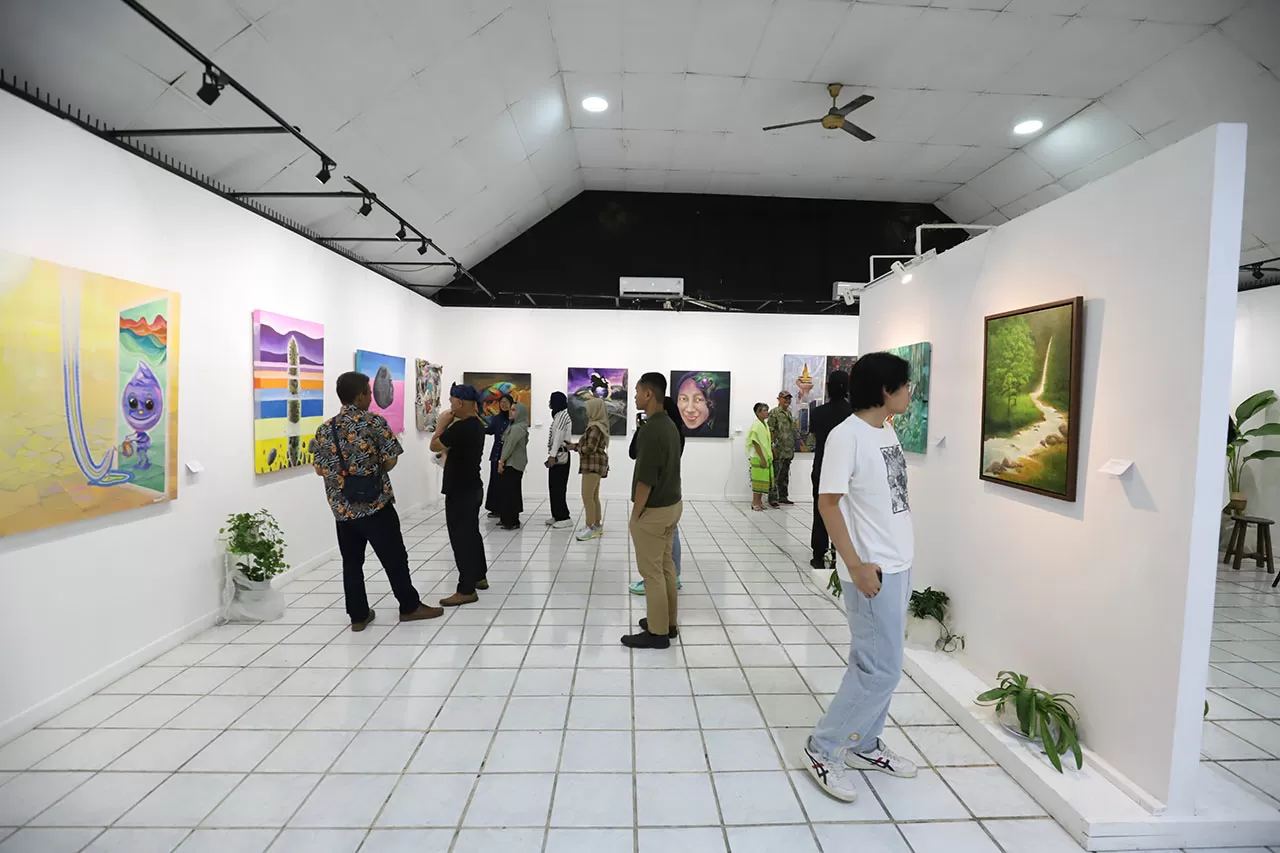 Ruang Hijau: Manifestasi...