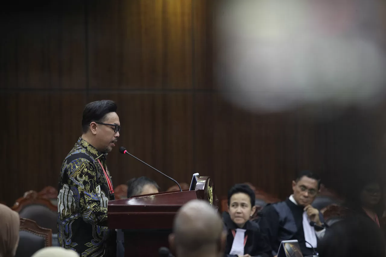 MK Gelar Sidang Uji...