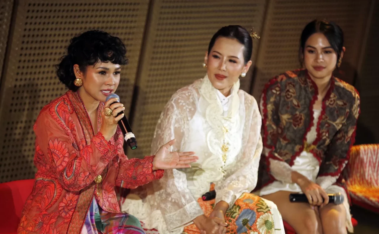 Film Pendek #KitaBerkebaya...