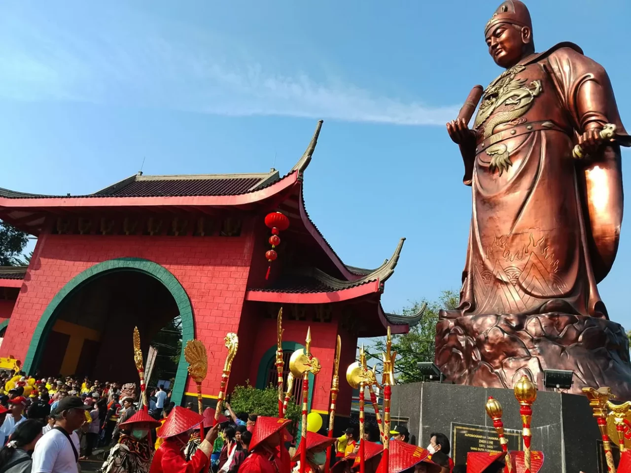 Potret Kemeriahan Festival...