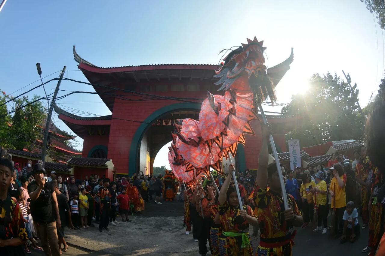 Potret Kemeriahan Festival...