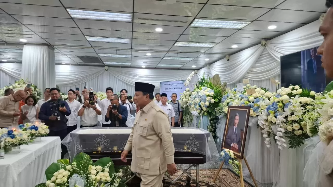 Prabowo Melayat ke Rumah...
