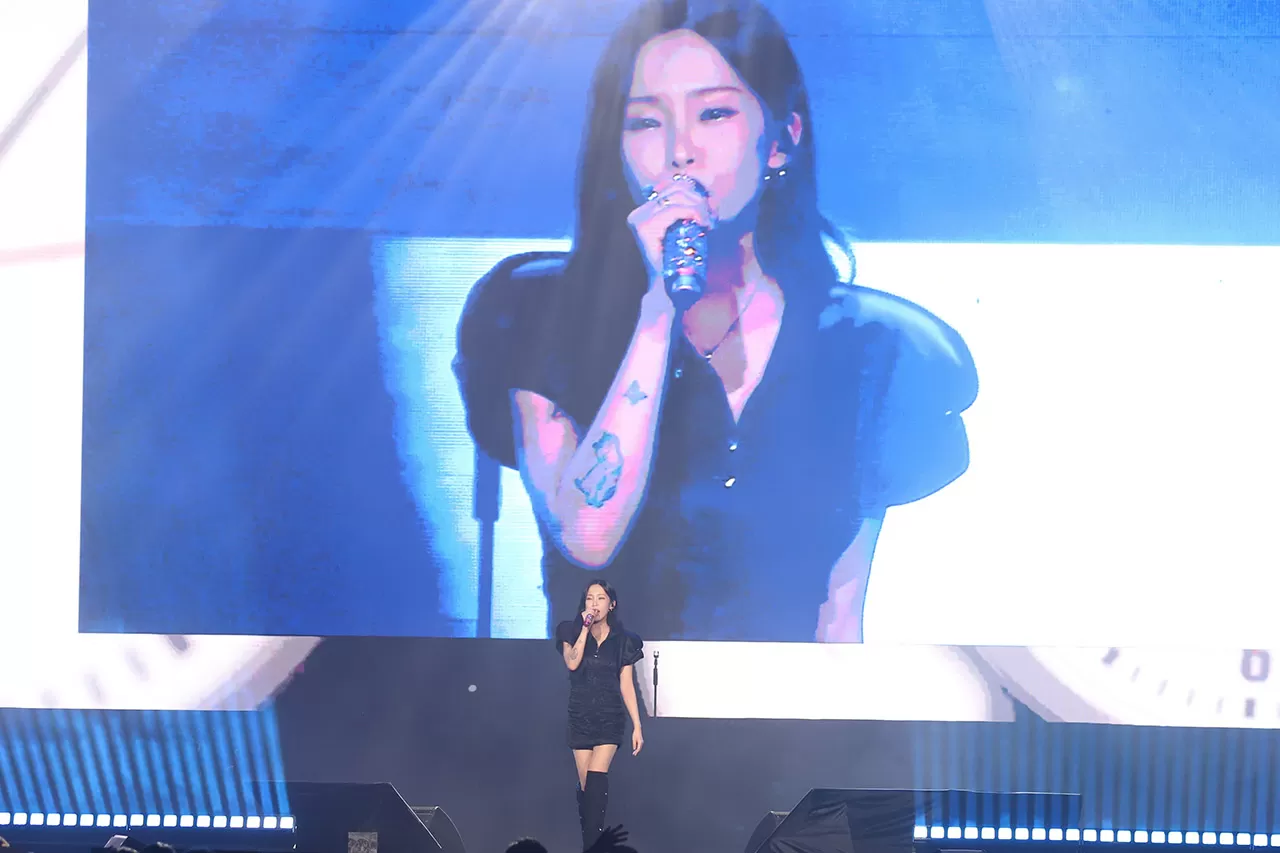 Heize Ajak Penonton...