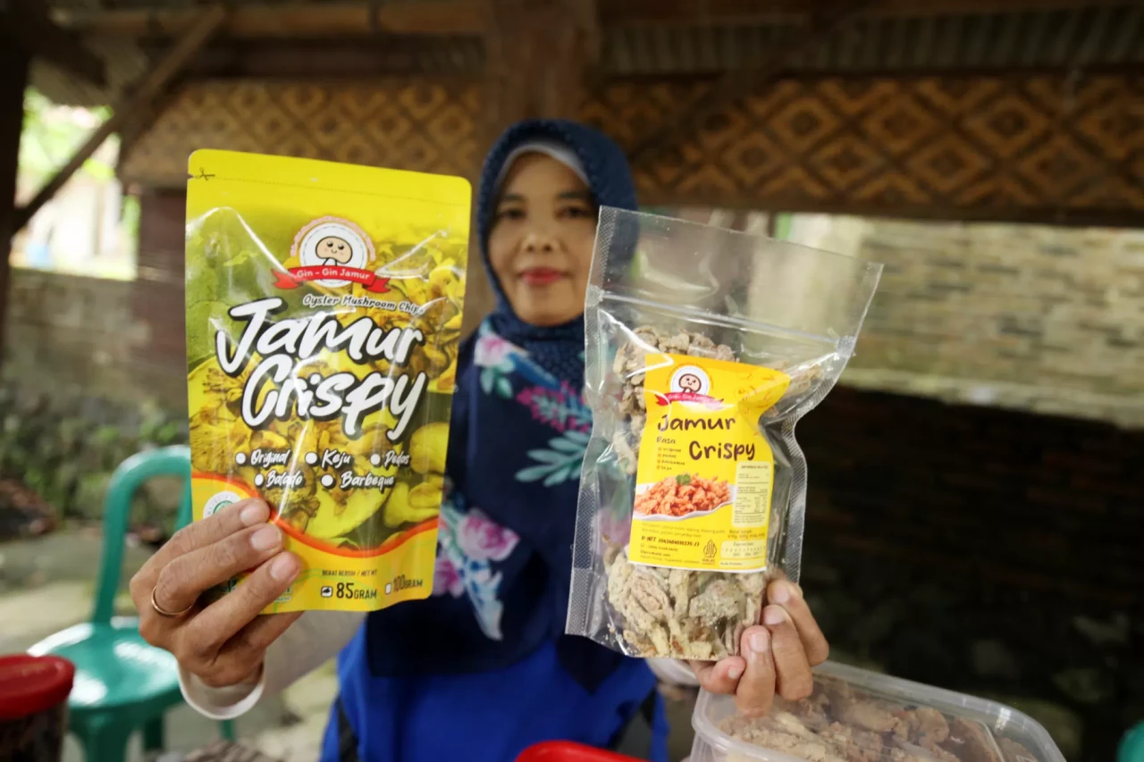 Bakti BCA Perkuat Desa...