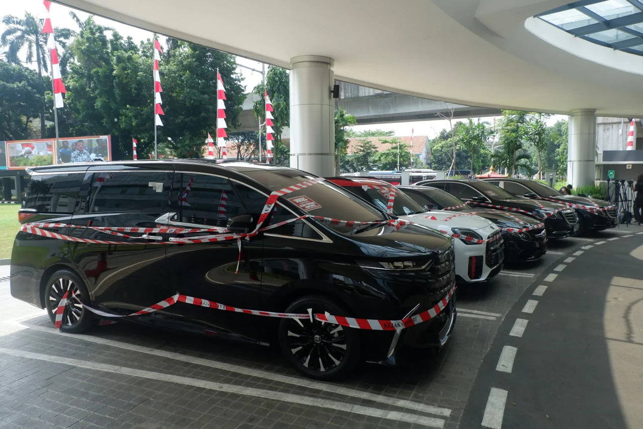 Kasus Korupsi Pertamina,...