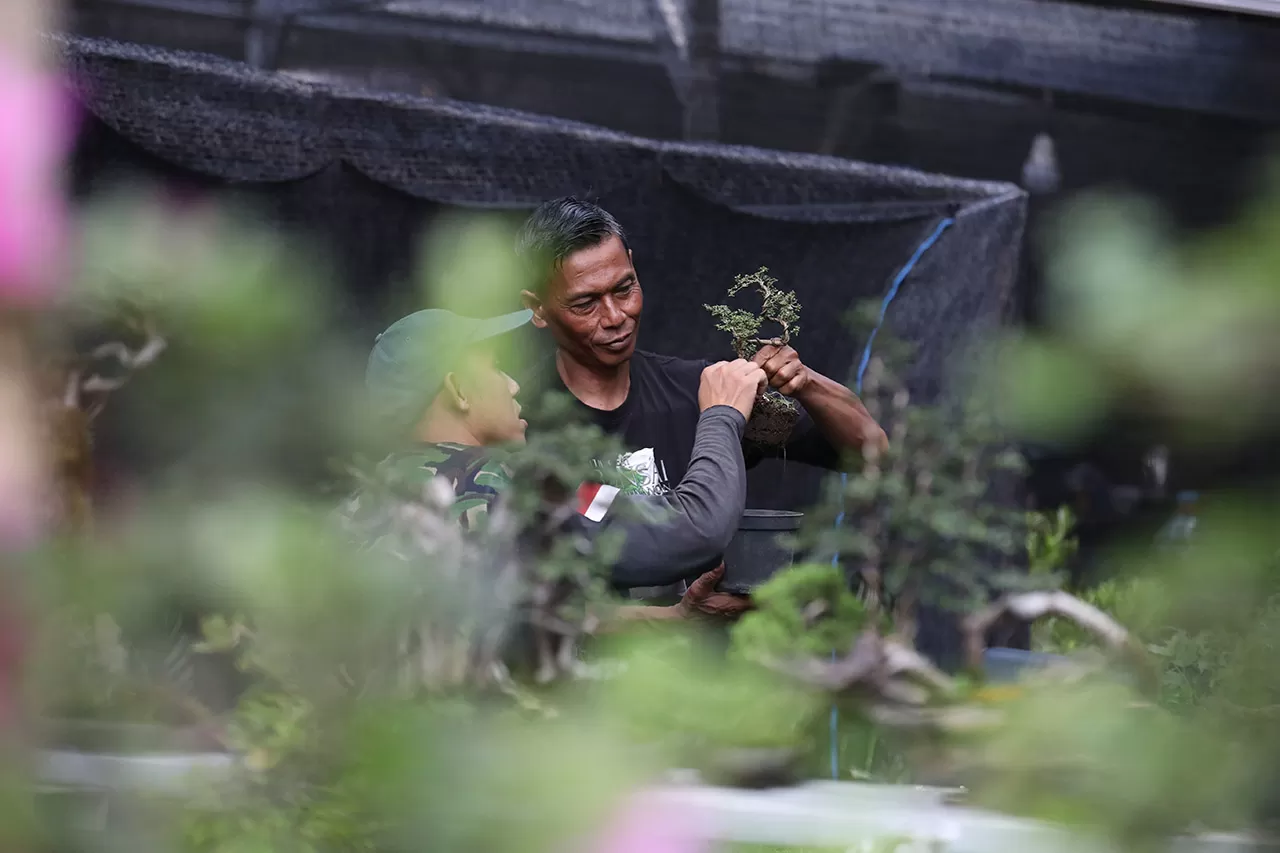 Pemprov DKI Gelar Flona...