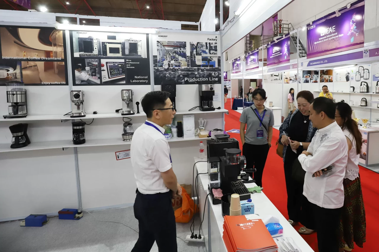 Pameran Elektronik dan...