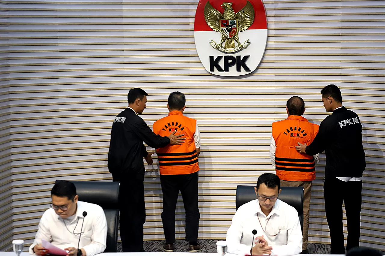 Dugaan Korupsi Proyek...