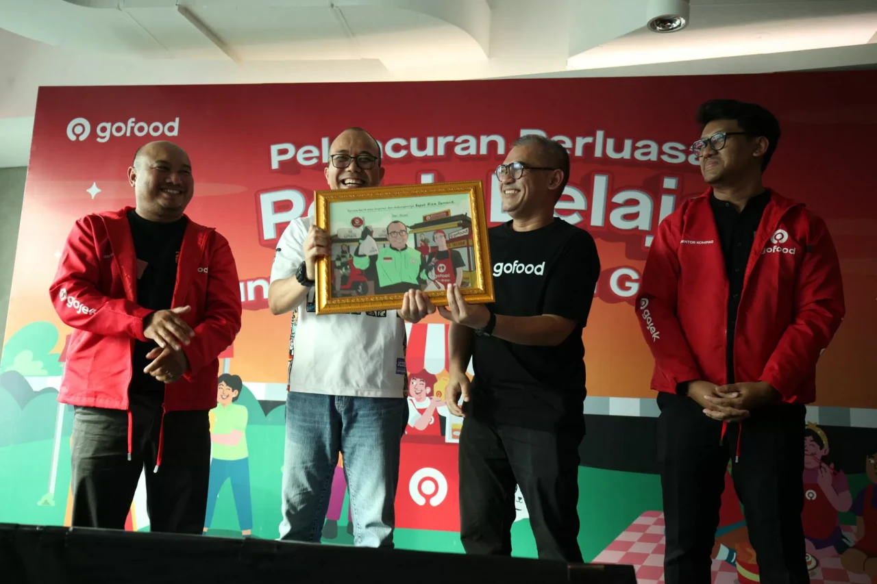 Sambut Hari UMKM Nasional,...
