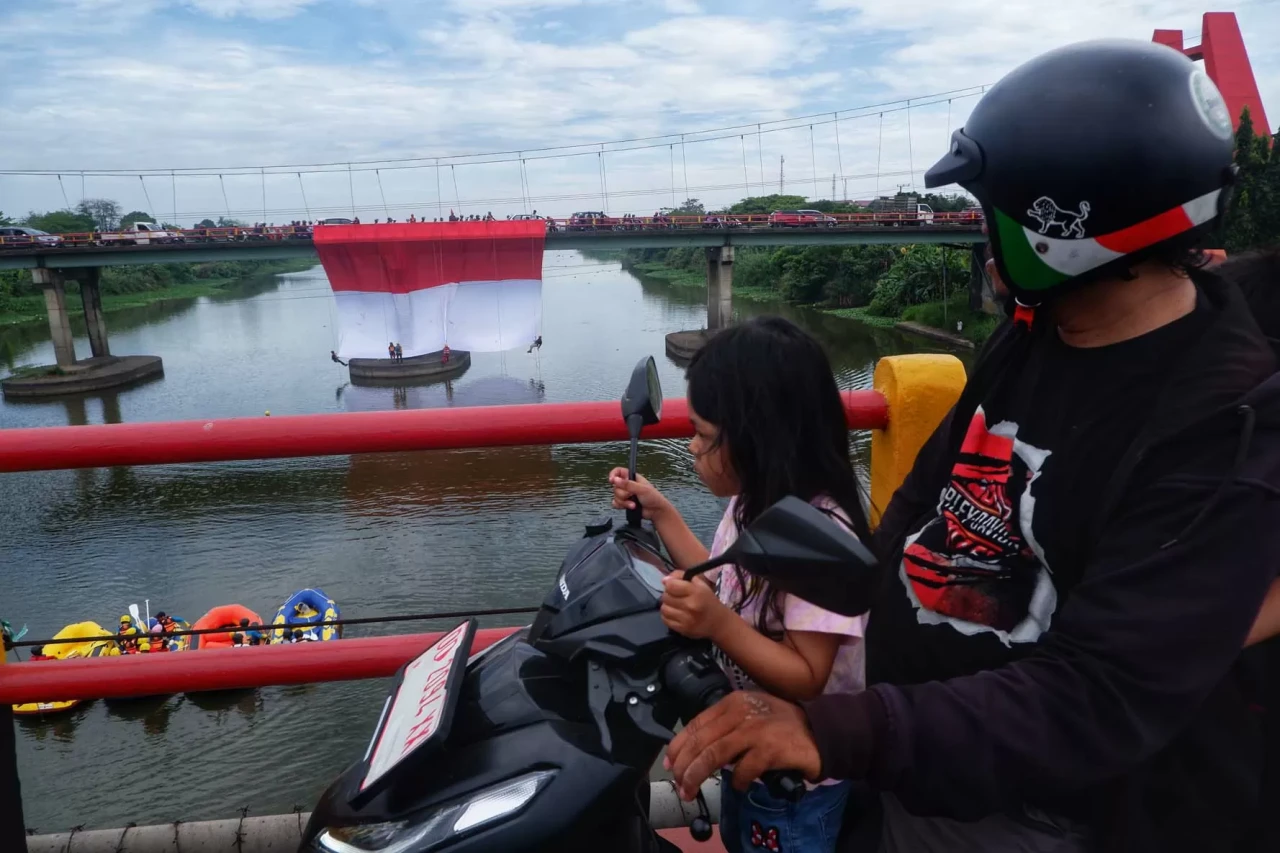 Meriahkan HUT ke-80...