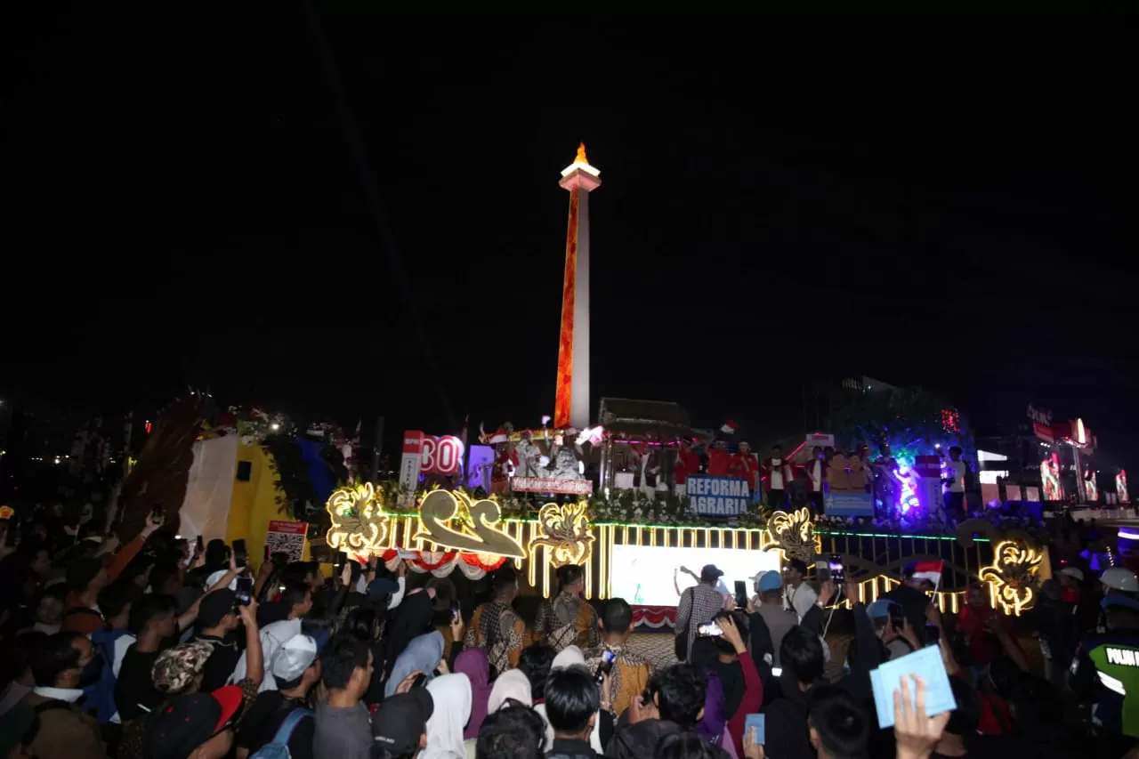 Dari Monas ke Sudirman-Thamrin,...