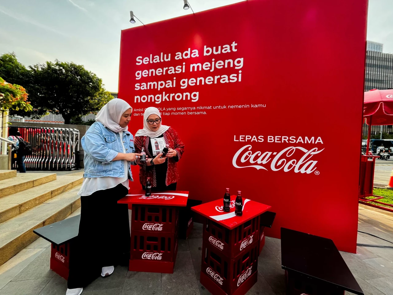 Instalasi “Mejeng...
