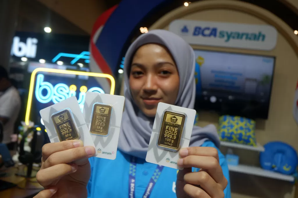 BCA Syariah Hadir di...